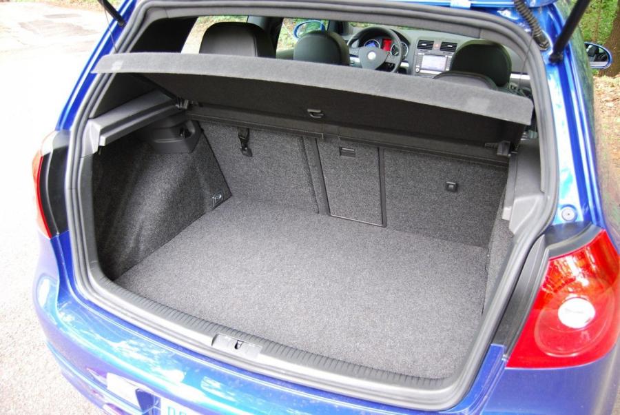  Volkswagen Golf R32 2008 года  (фото 15 из 62)